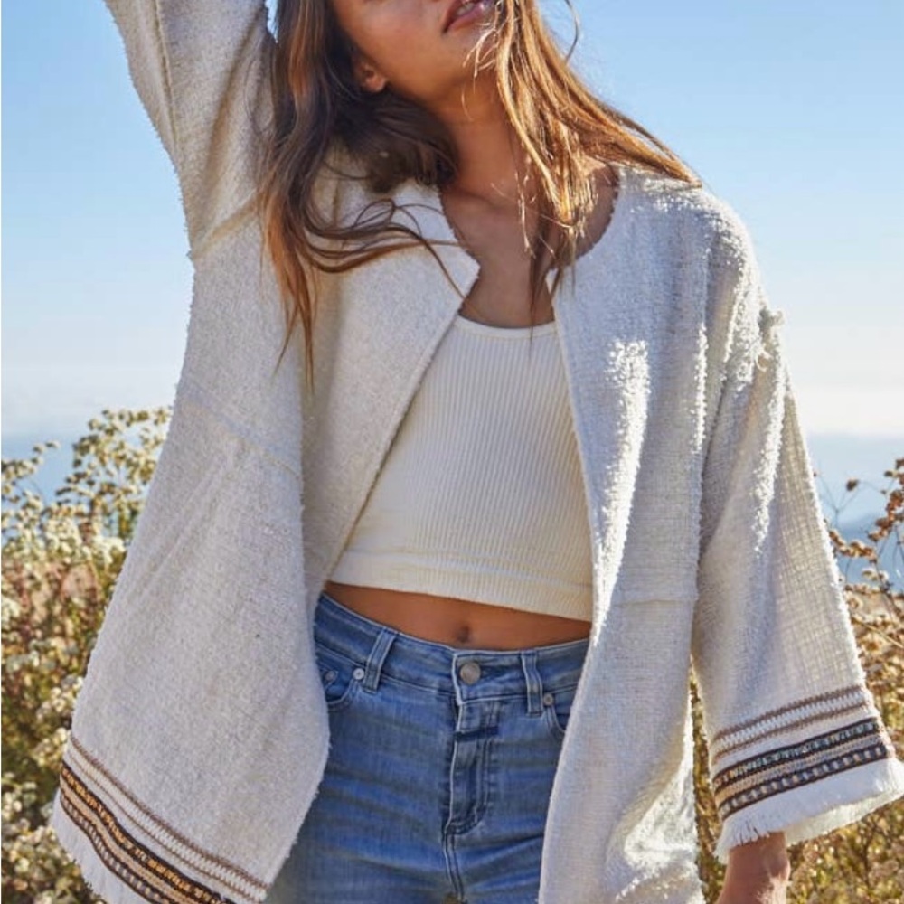 By Together: The Cleo Jacket - Picture 2 of 10